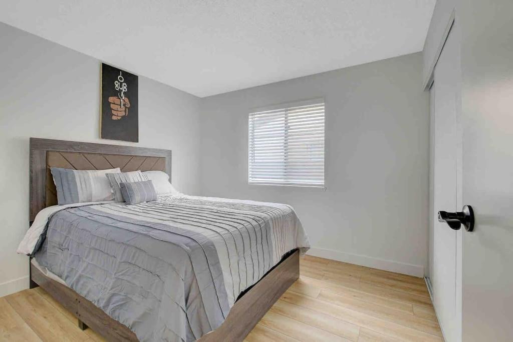 Resort Style 4 Bedroom House With Pool Minutes From Strip Las Vegas Exterior foto